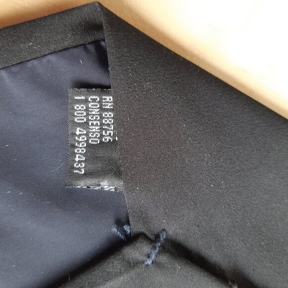 Snoopy Tie - Joe Cool - Picture 6 of 6